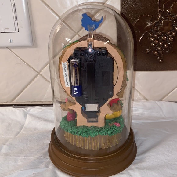 Vintage RARE Disney Winnie the Pooh domed Clock - Picture 7 of 10